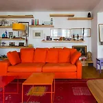 Veeve - A Colourful Patchwork